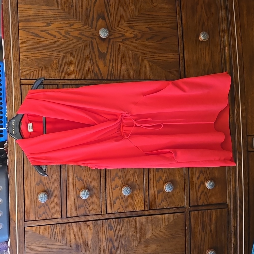 WILFRED coral dress with lining and pickets. Women's L